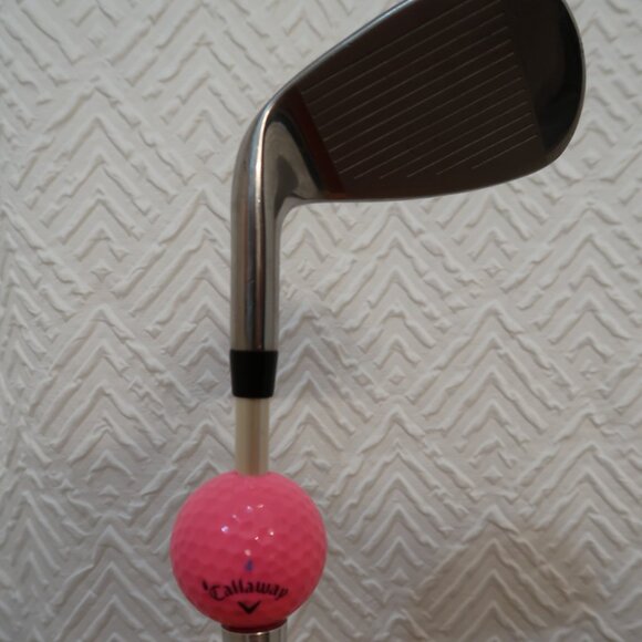 Lady Fairway #7 Golf Club Beer Tap Handle with Neon Pink Callaway Golf Ball - Picture 6 of 6